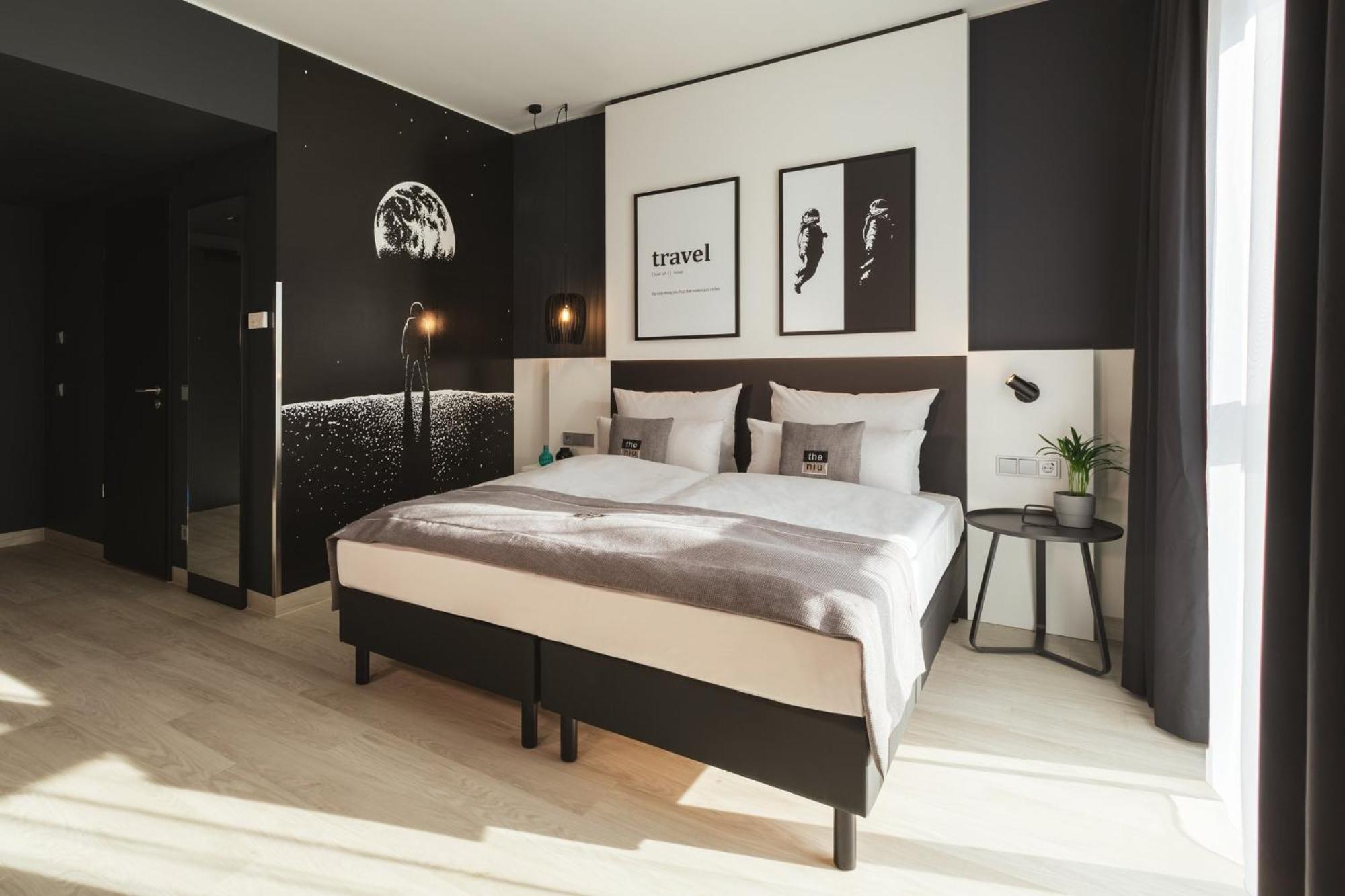 Hotel - The Niu Star By Ihg